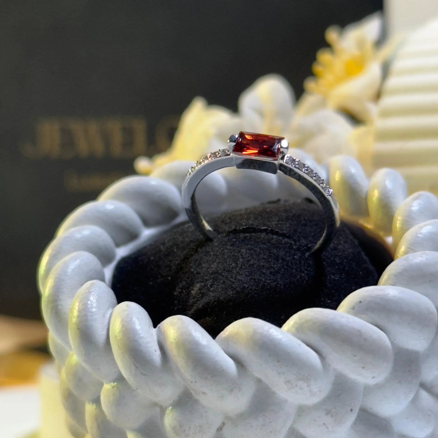 Cavellia | Diamond /Zircon Rings